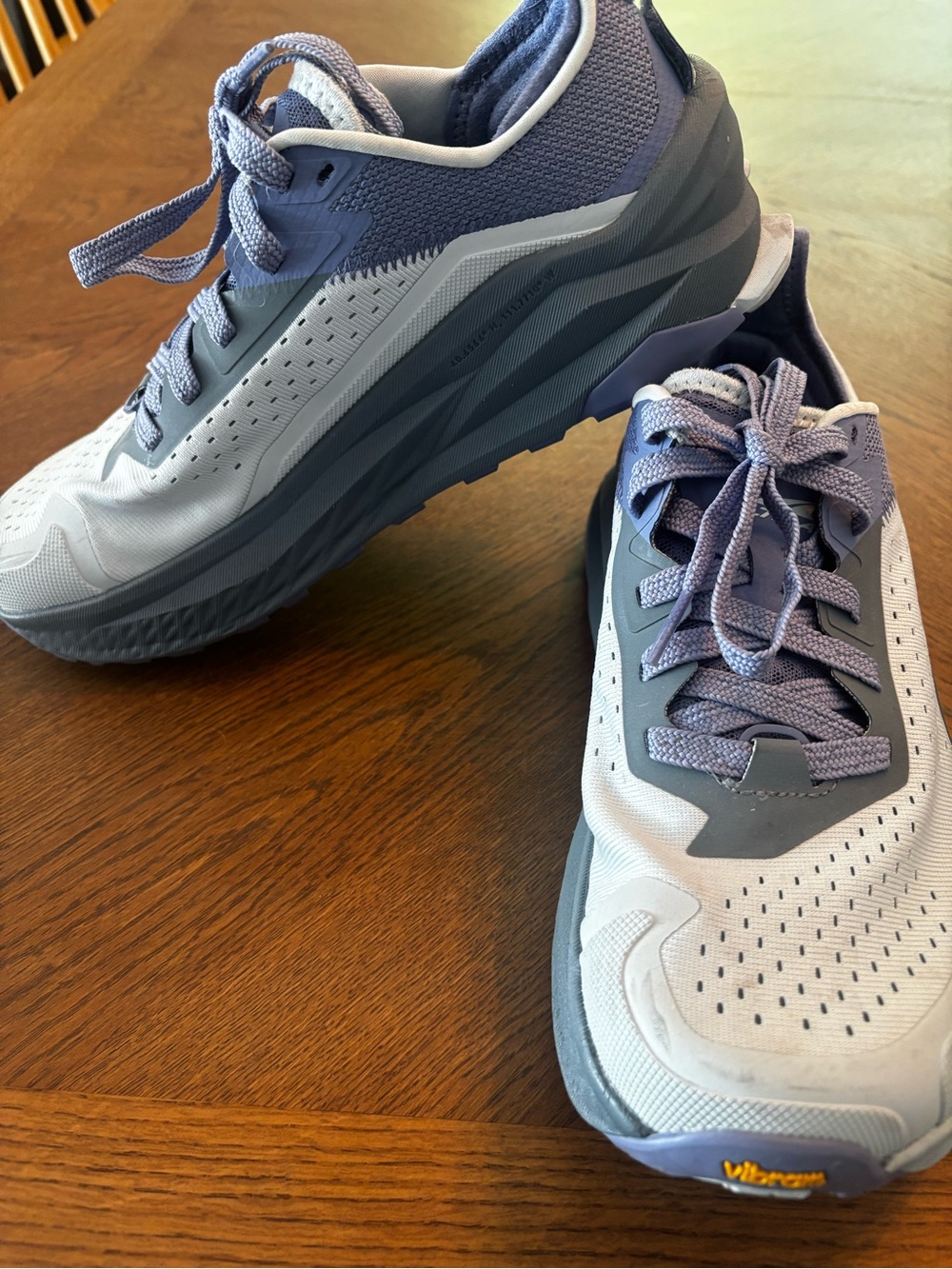 Altra Women's Olympus 6 trail running shoes in gray/blue size US 9